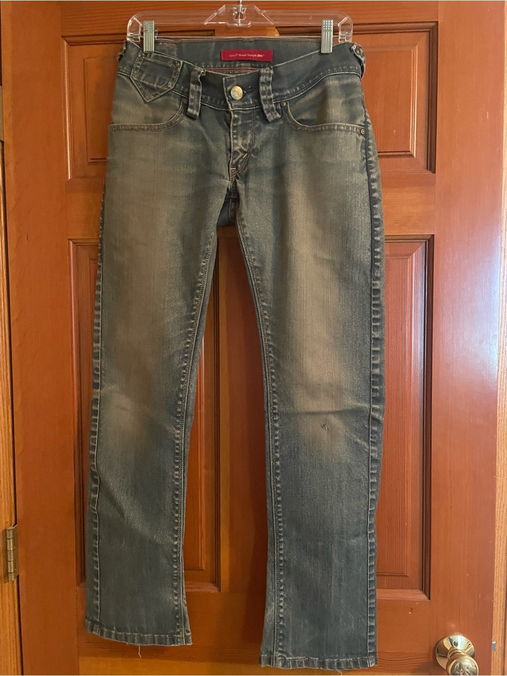 Levi’s Low Rise Slouch Straight 504 jeans